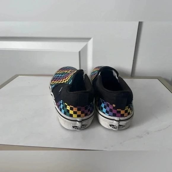 Vans | Off The Wall  Kids Slip On Rainbow Sneakers | Size 3 - Picture 7 of 11